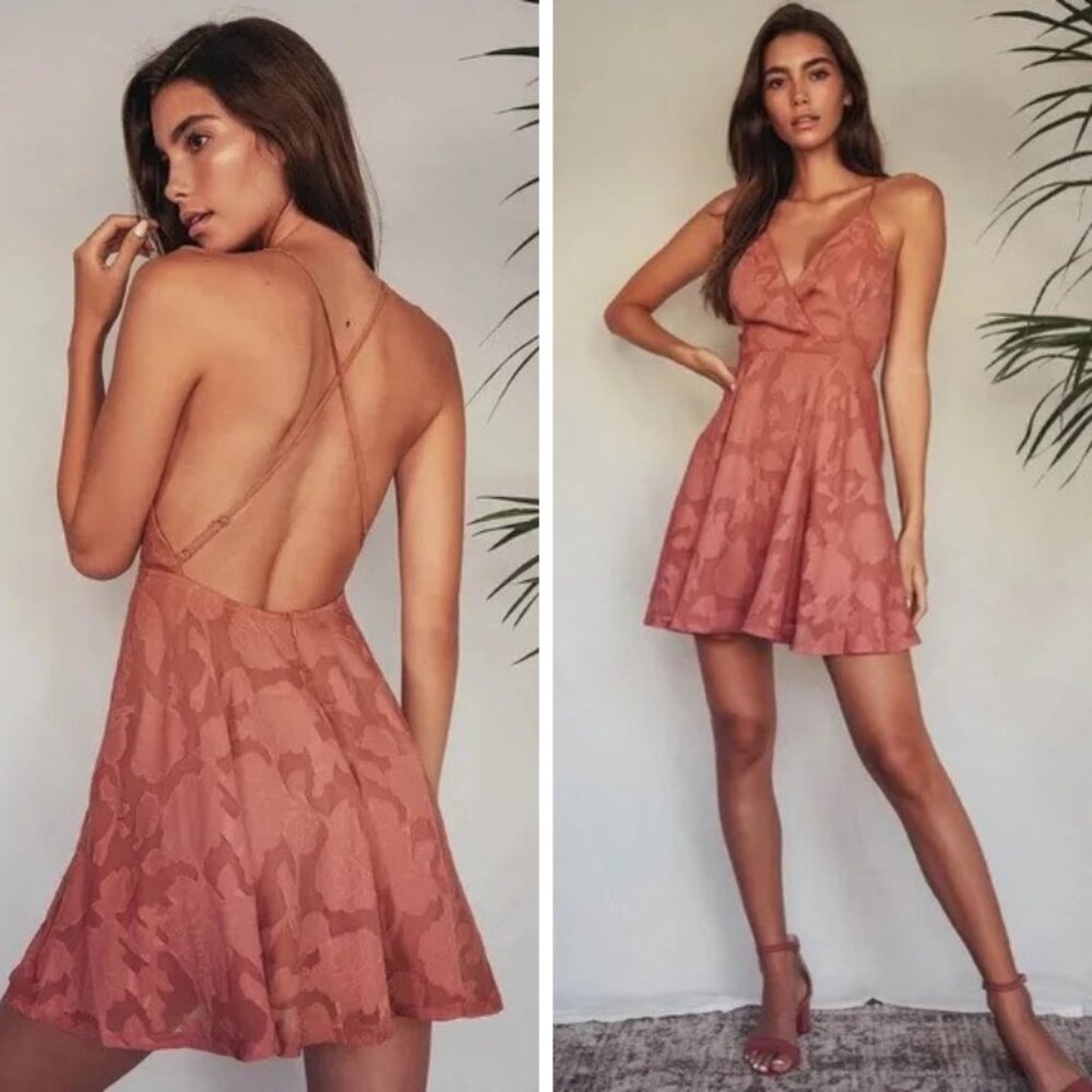 Women’s Spaghetti Strap Lace-Textured Mini Dress in Dusty Rose
